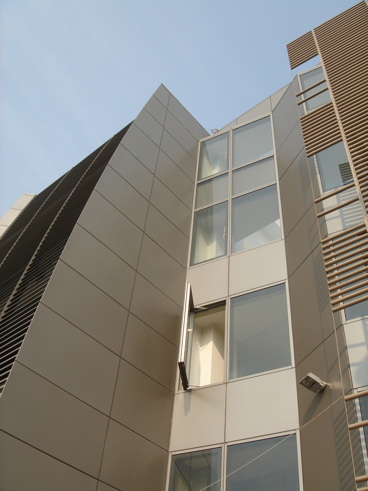 今錄公司企業總部新建工程