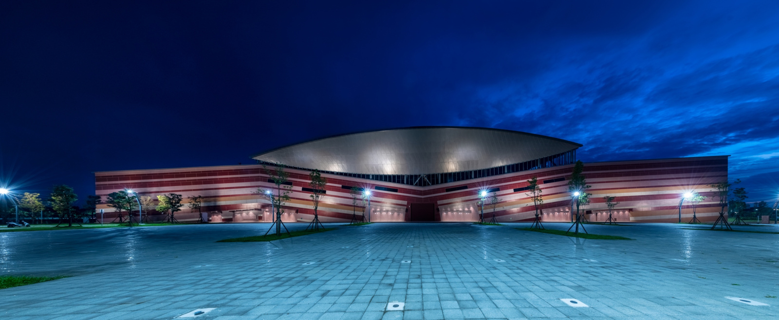 興建大臺南會展中心統包工程