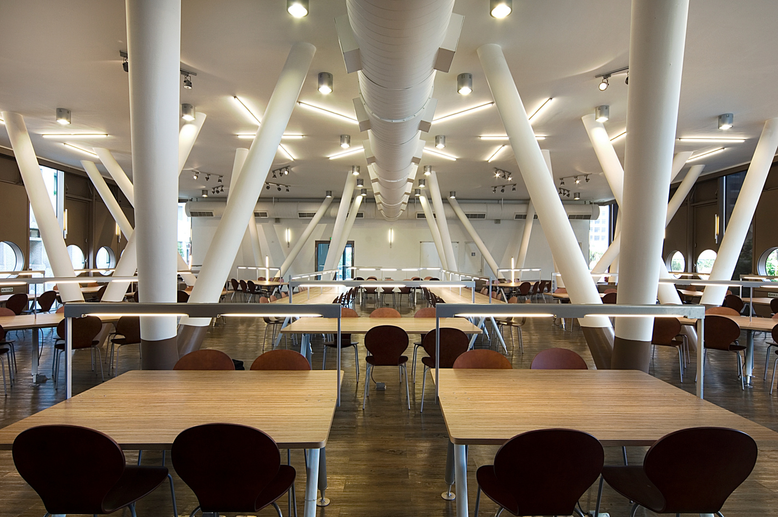 高雄醫學大學圖書館二館新建工程