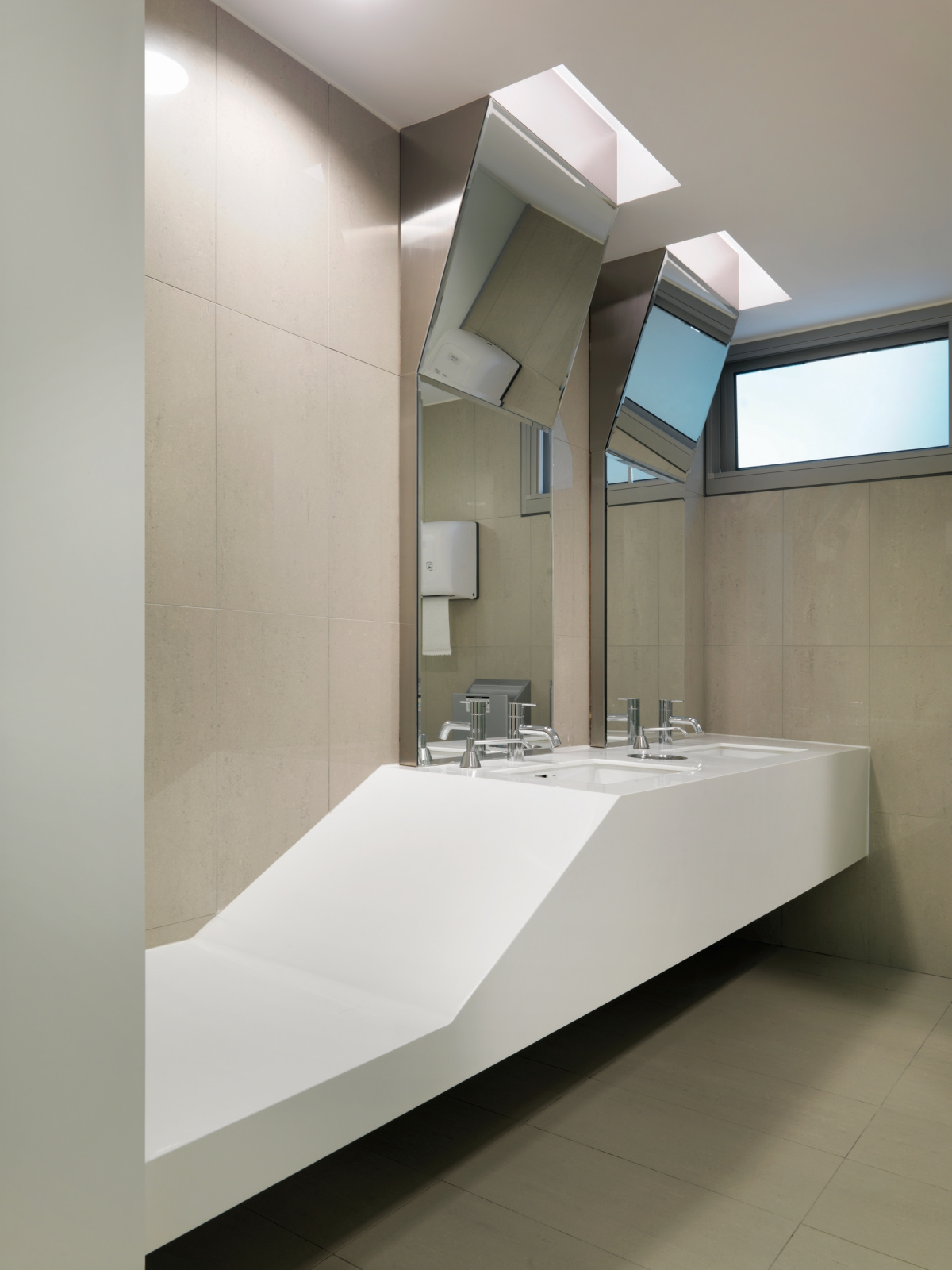 速霸陸汽車修理廠新建工程