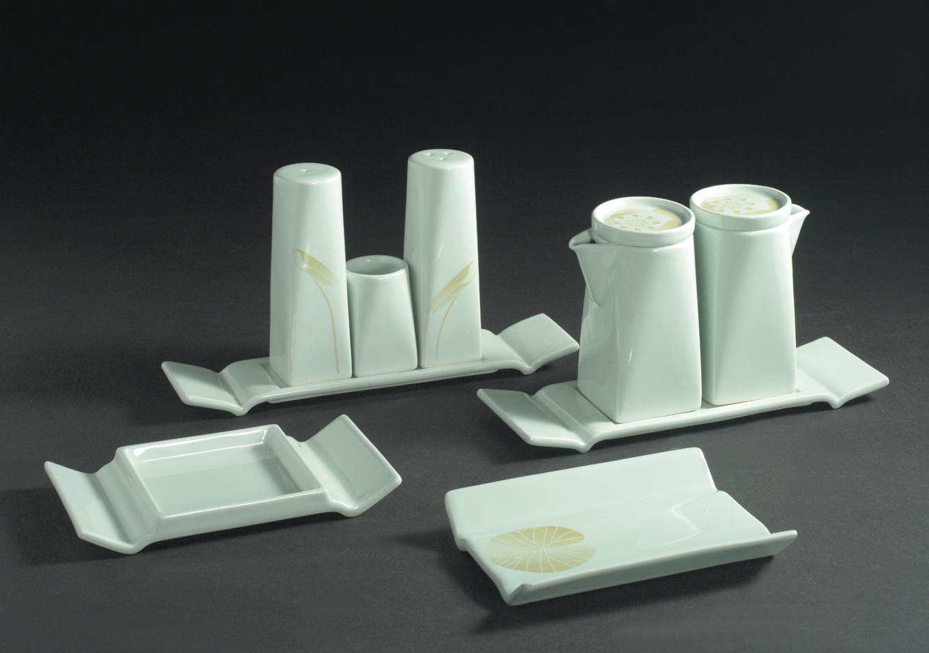 臺灣當代精緻陶瓷餐具