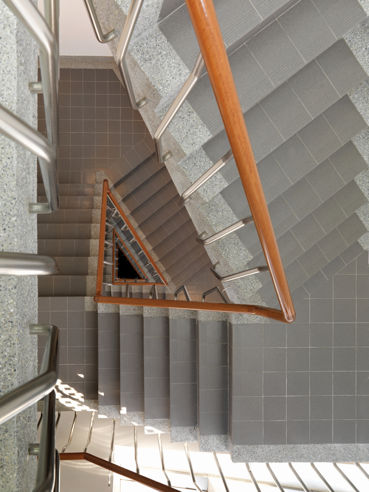 速霸陸汽車修理廠新建工程