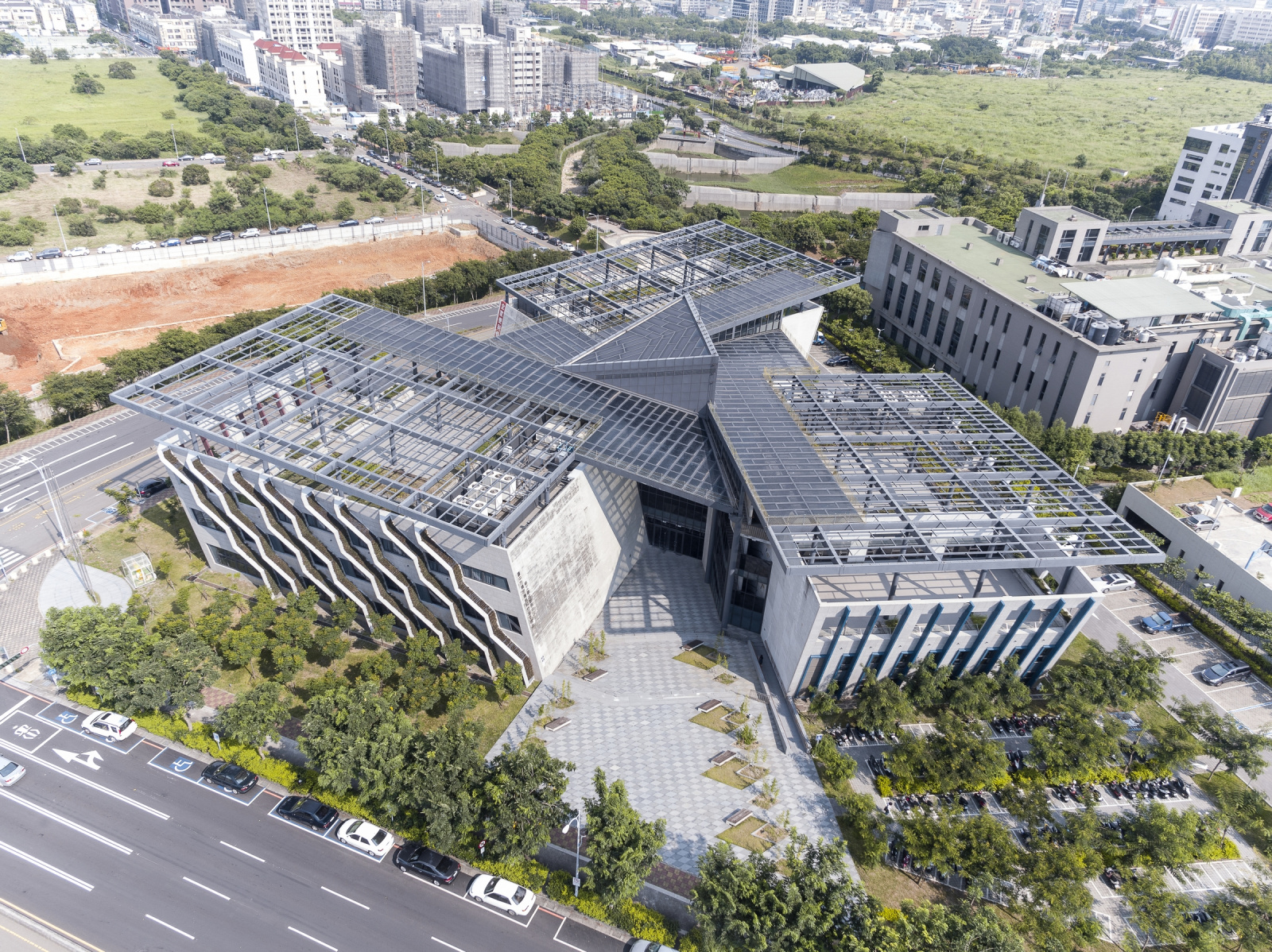 臺中市精機園區服務中心