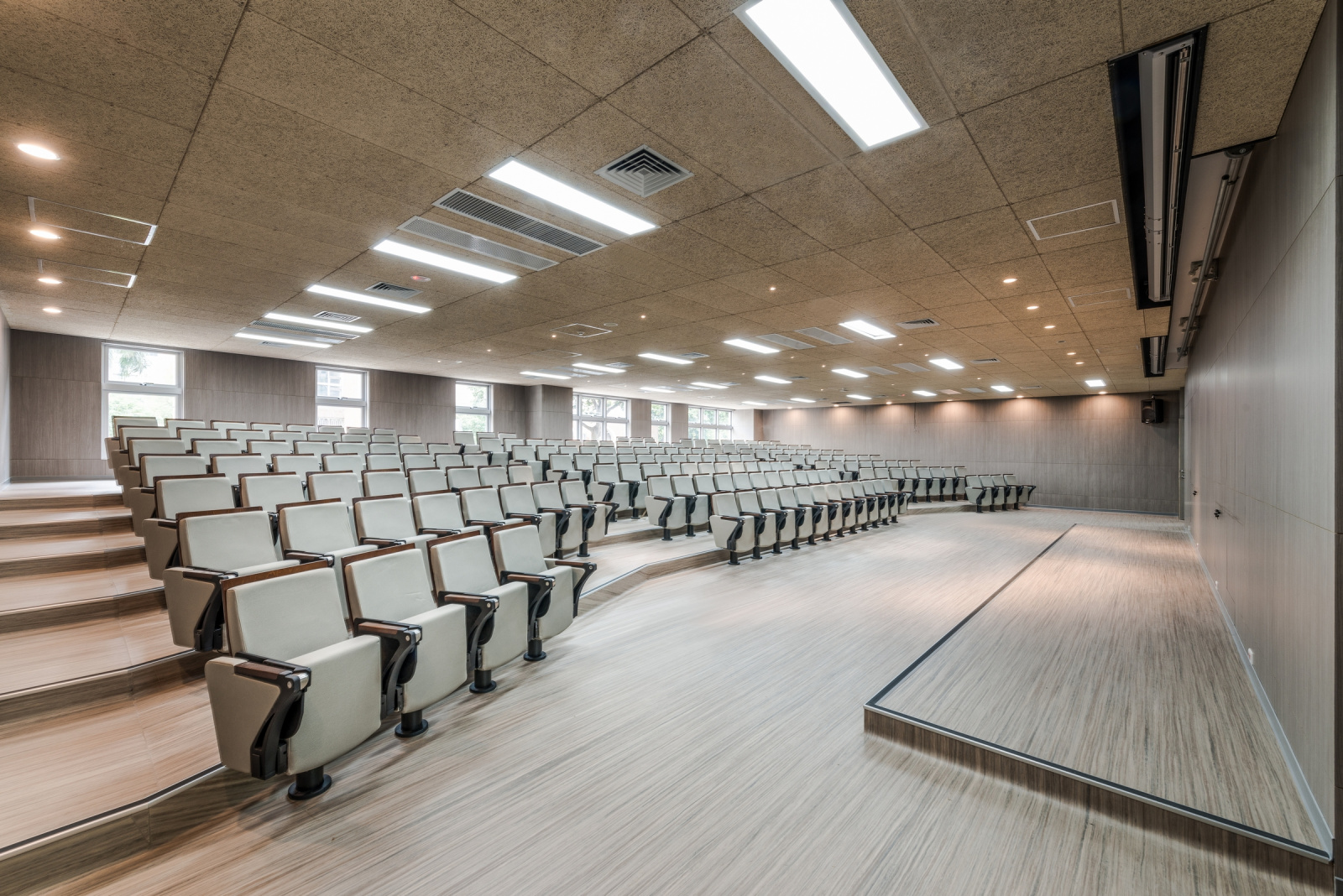 國立臺灣大學卓越三期研究大樓(鄭江樓)新建工程