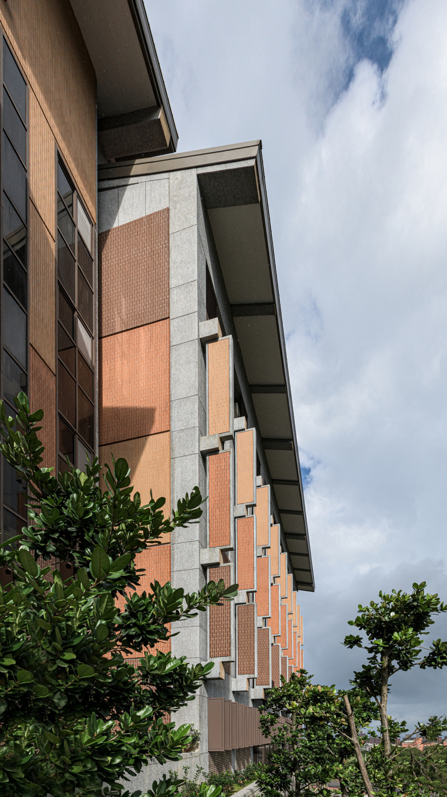 馬偕醫護管理專科學校三芝校區共同教室大樓新建工程