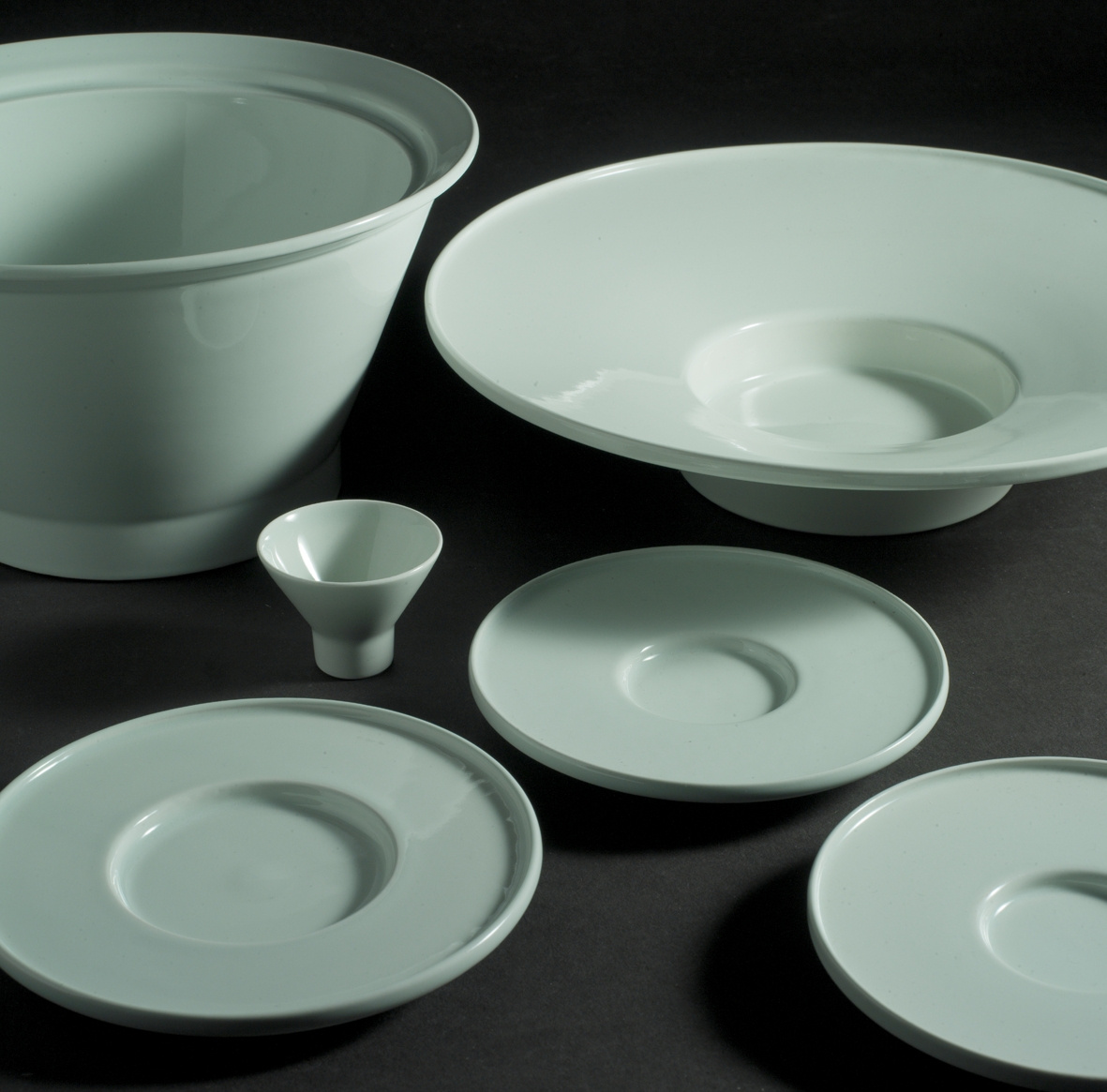 臺灣當代精緻陶瓷餐具