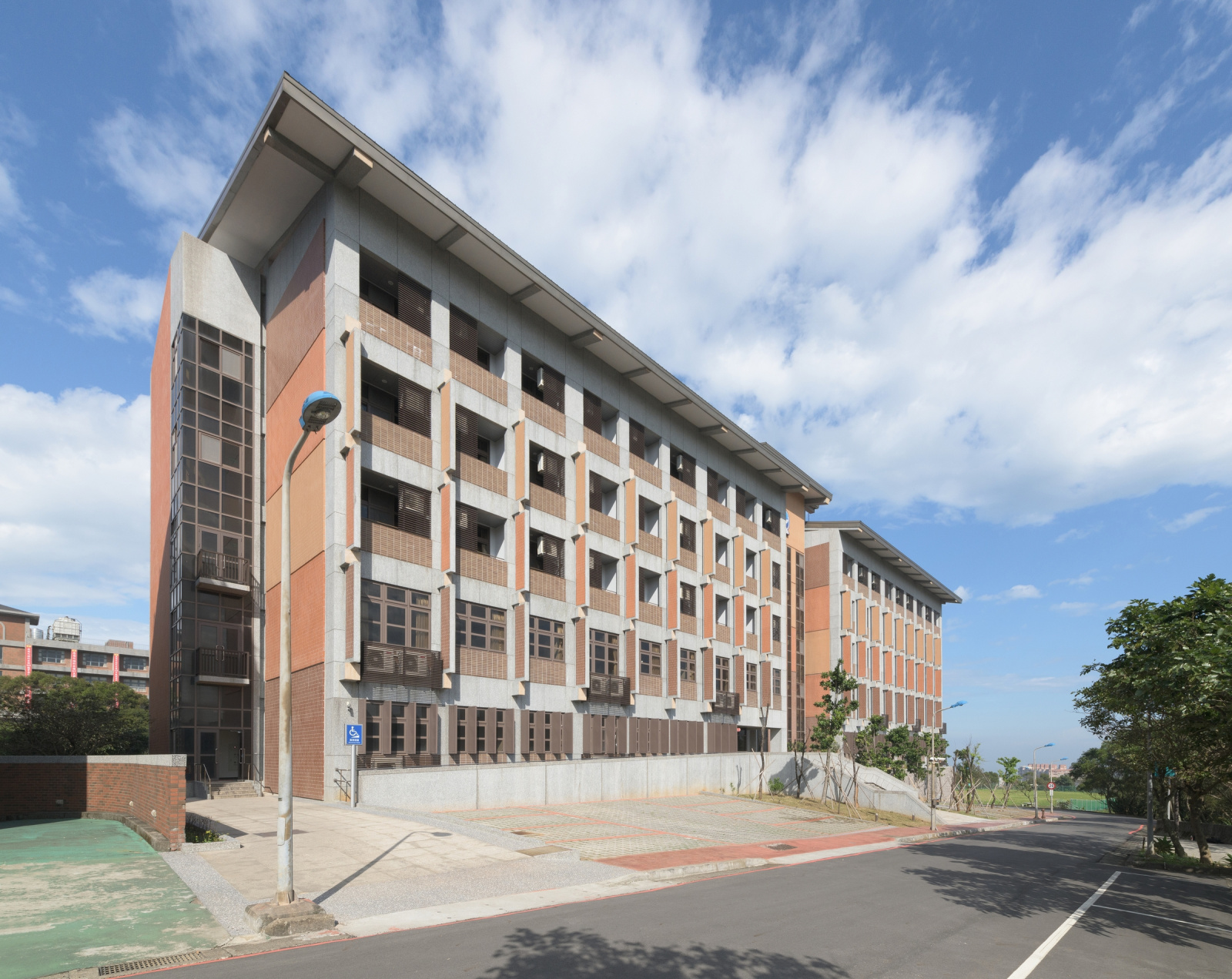 馬偕醫護管理專科學校三芝校區共同教室大樓新建工程